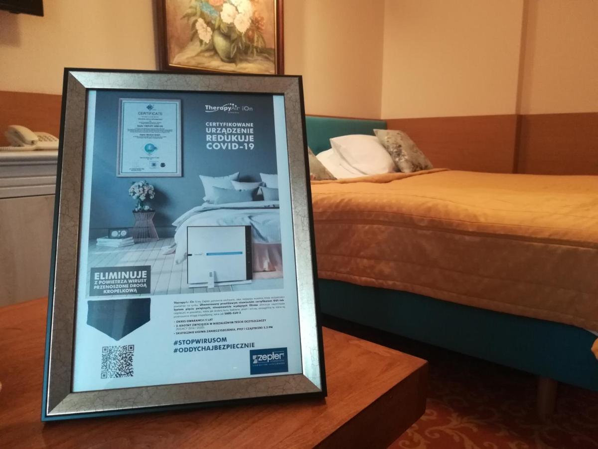 Pensjonat Cezar Siemiatycze Esterno foto
